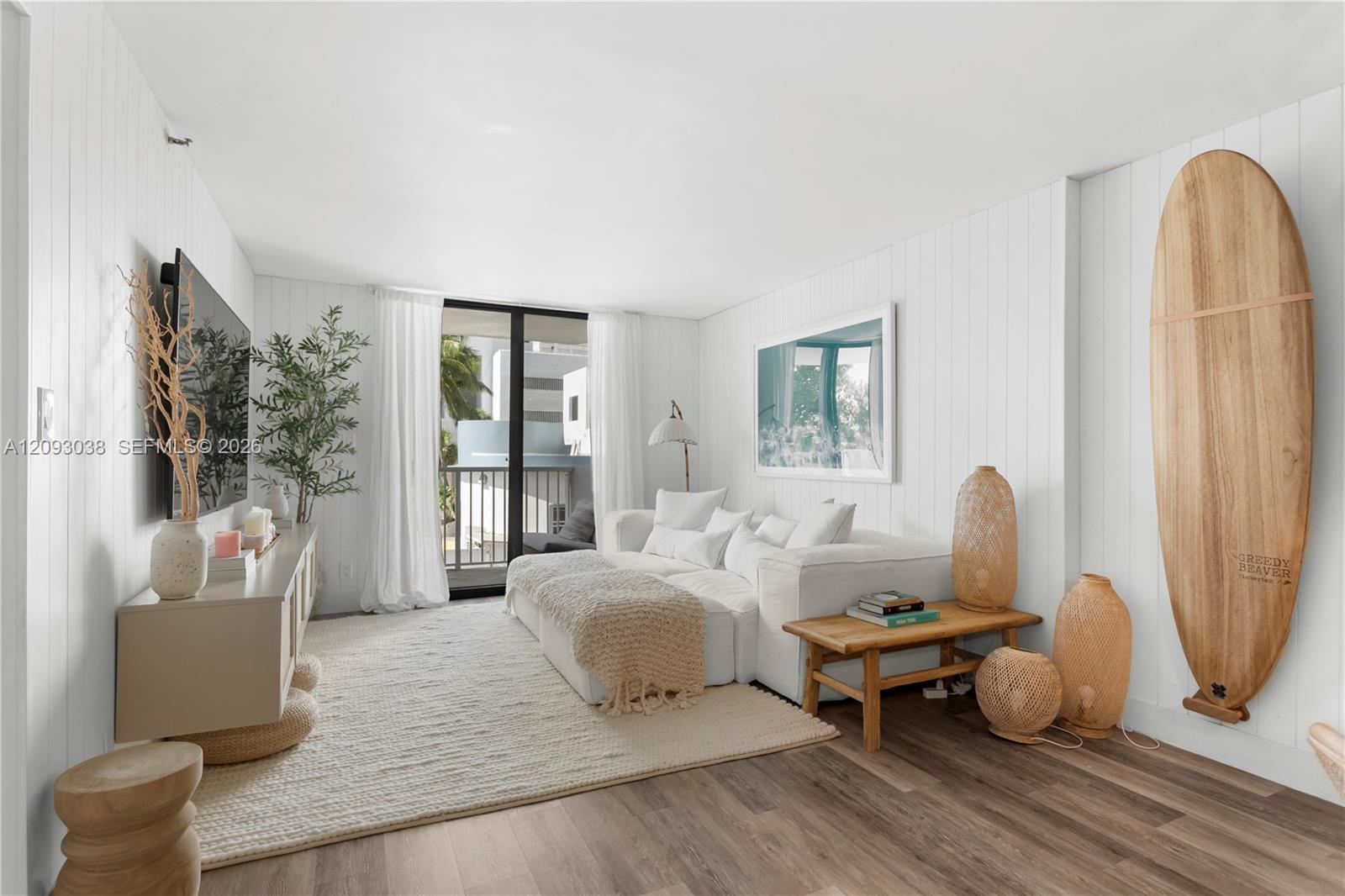 4301 Collins Ave # 207, Miami Beach FL 33140