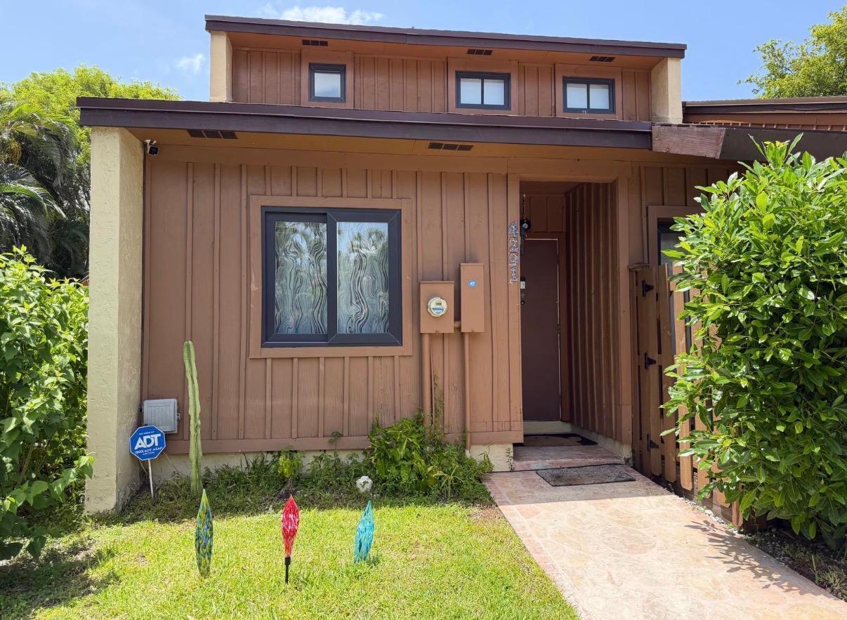4291 S PINE ISLAND Road, Davie FL 33328