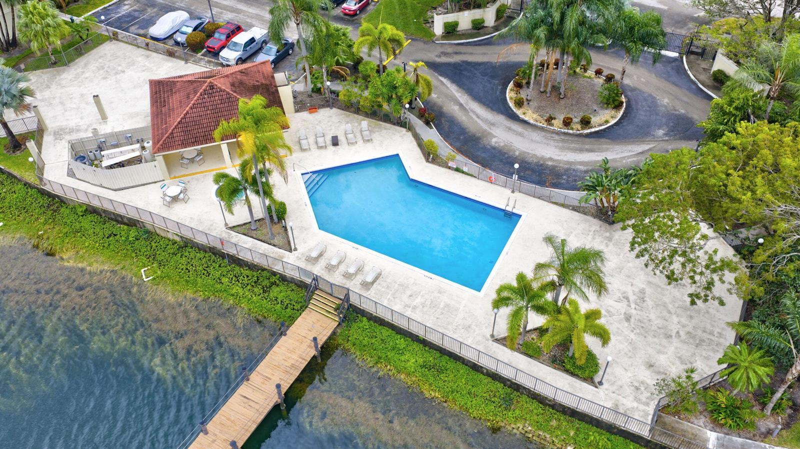 117 LAKE EMERALD Drive # 408, Oakland Park FL 33309