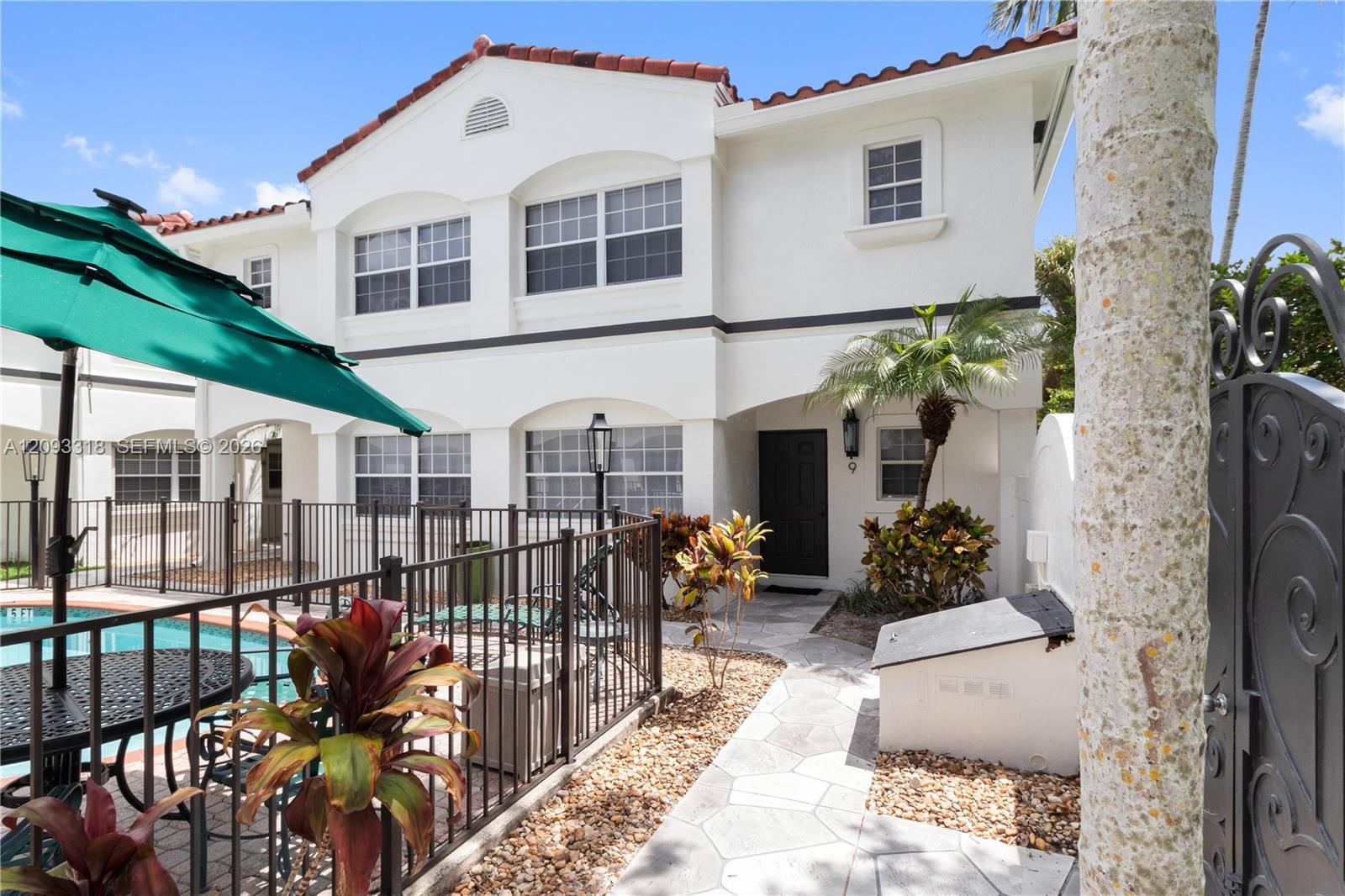 801 NE 1st St # 9, Fort Lauderdale FL 33301