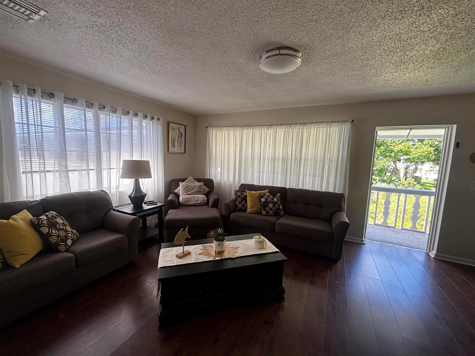 363 SHEFFIELD O, West Palm Beach FL 33417