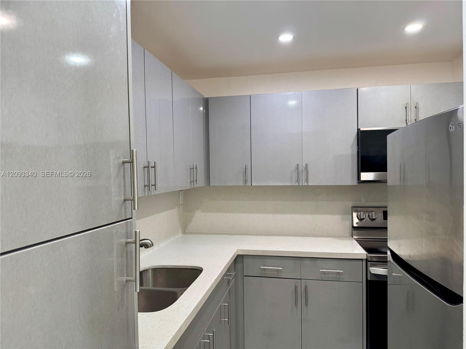 4675 W 18th Ct # 501, Hialeah FL 33012