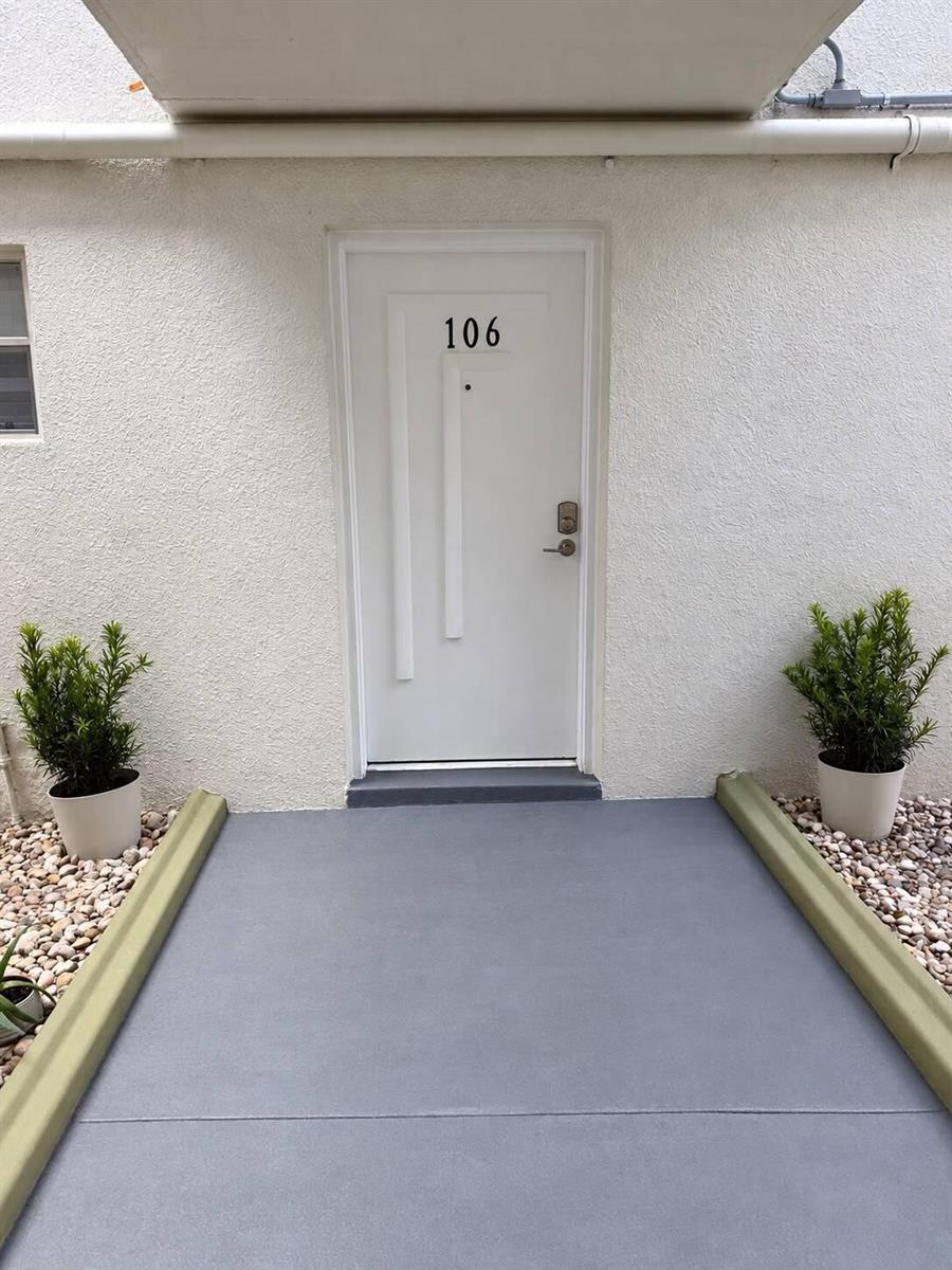 4255 N University Drive # 106, Sunrise FL 33351