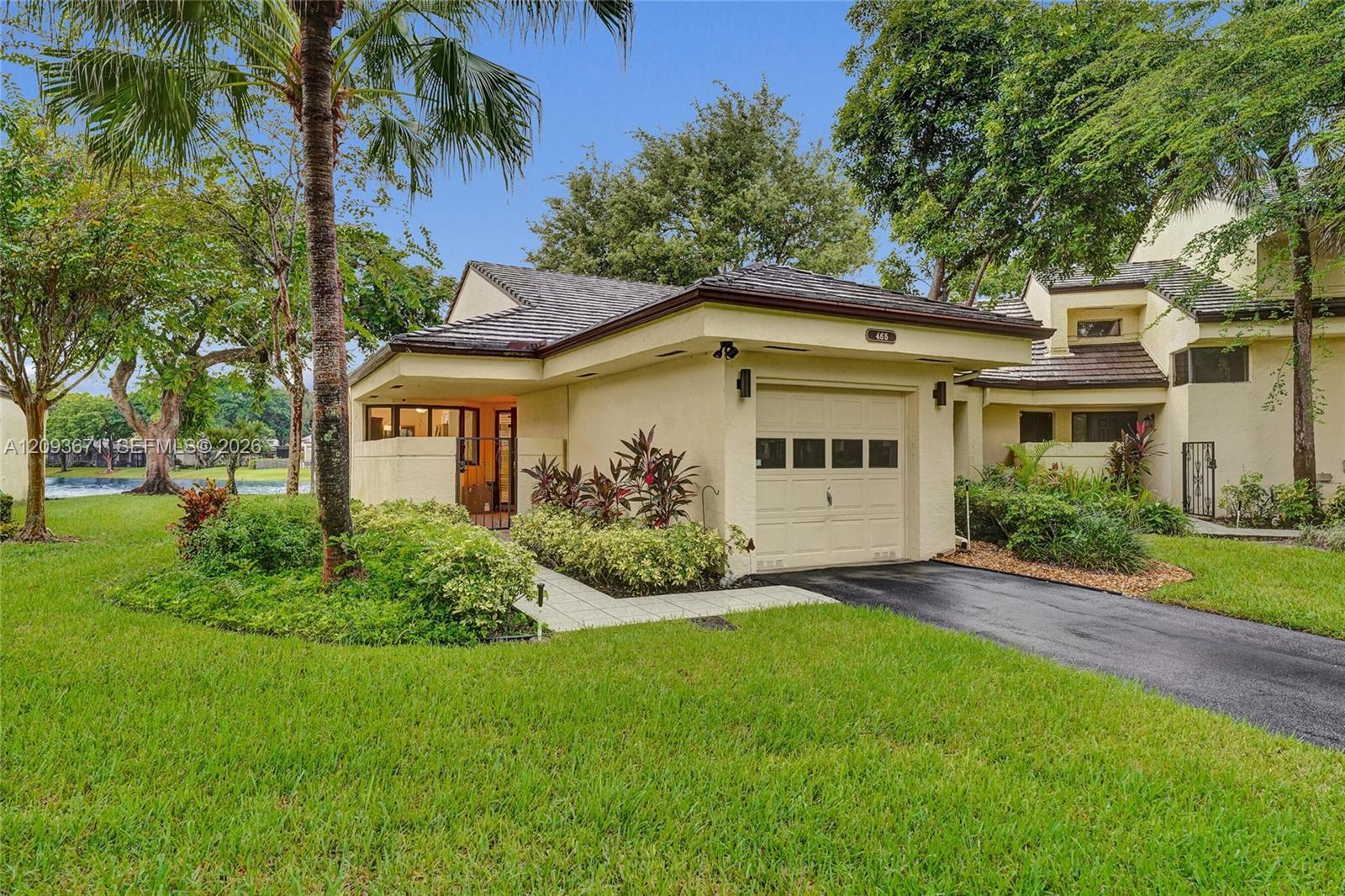 465 NW 95th Ave, Plantation FL 33324