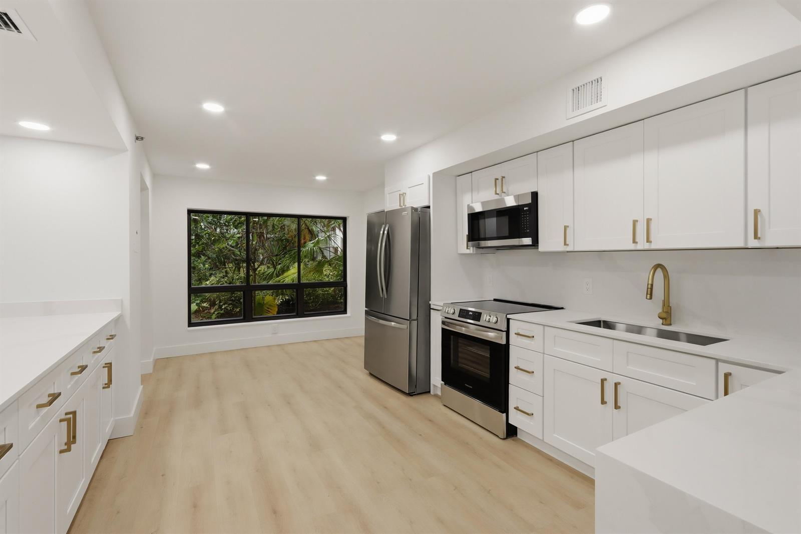 500 OCEAN TRAIL Way # 111, Jupiter FL 33477