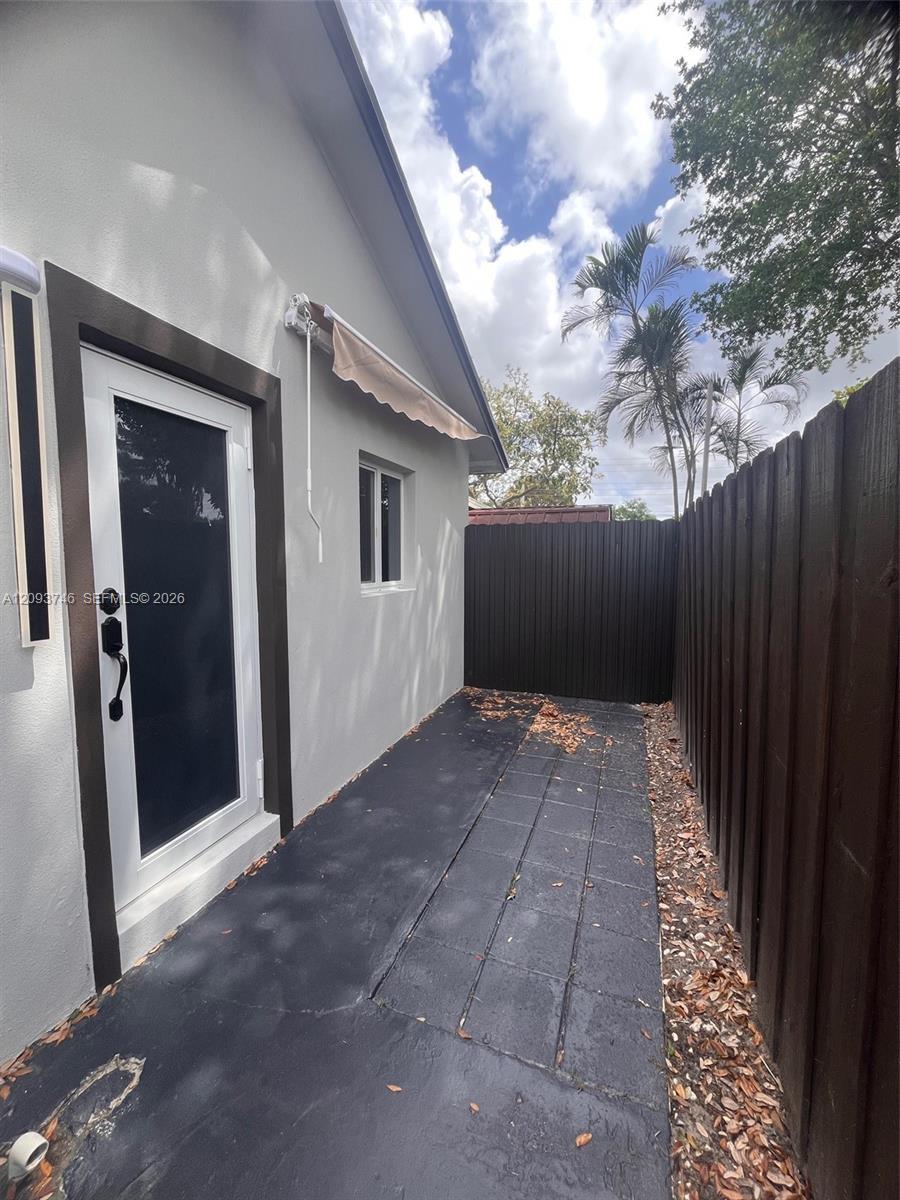 19541 NW 57th Ct # 2, Hialeah FL 33015