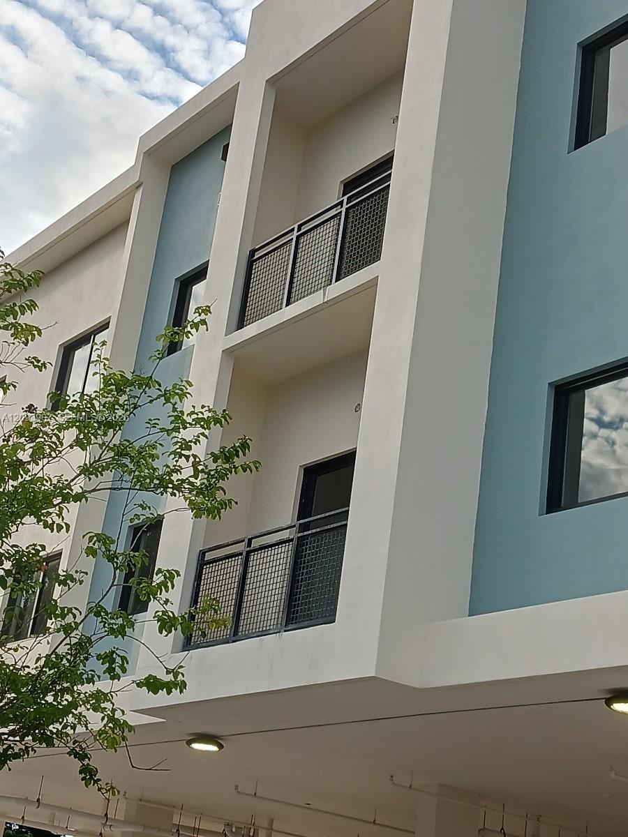 29 Palmetto Drive # 5, Miami Springs FL 33166