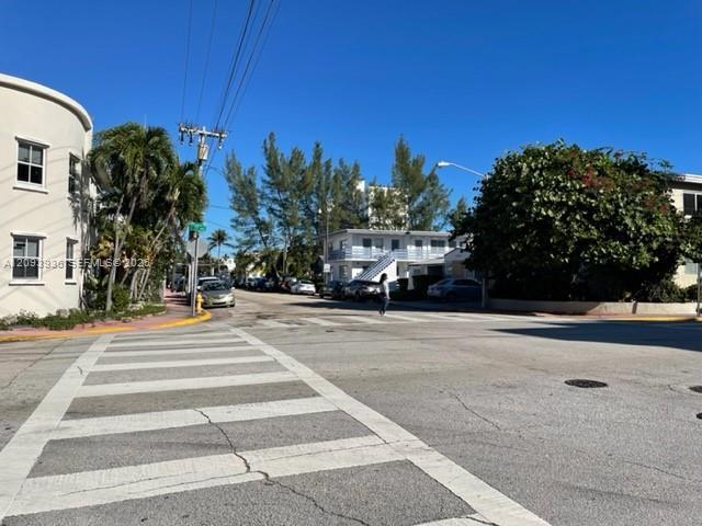 7725 Carlyle Ave # 6, Miami Beach FL 33141