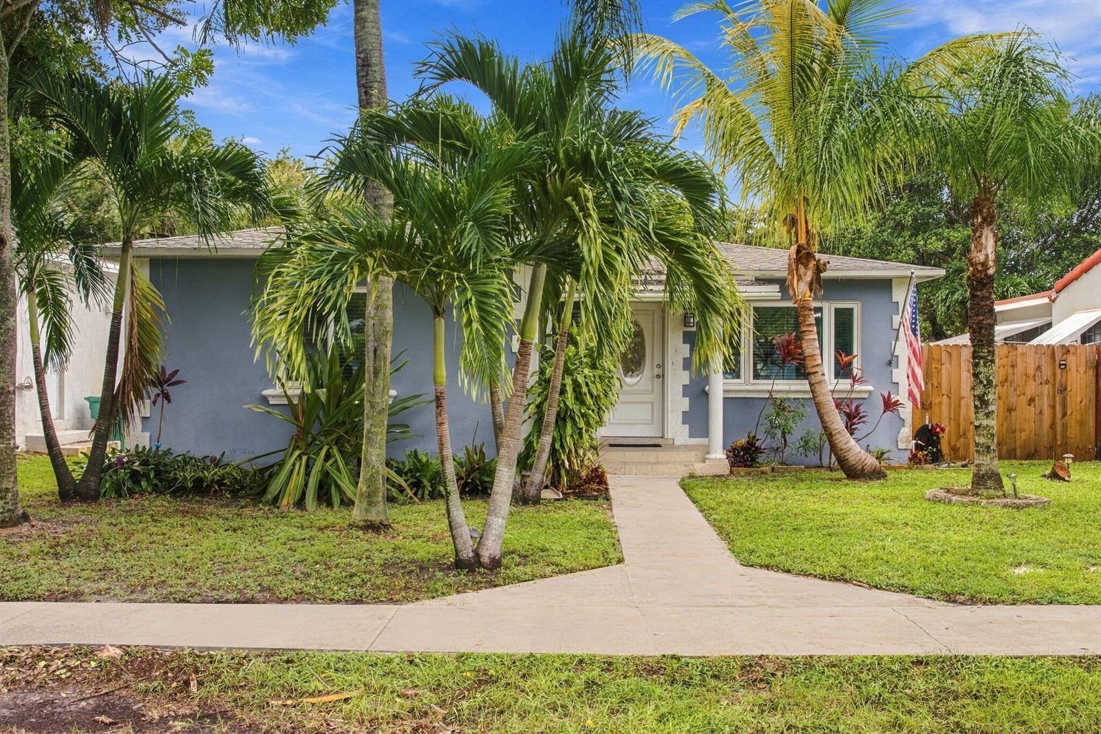 245 SW 5TH Street, Dania Beach FL 33004