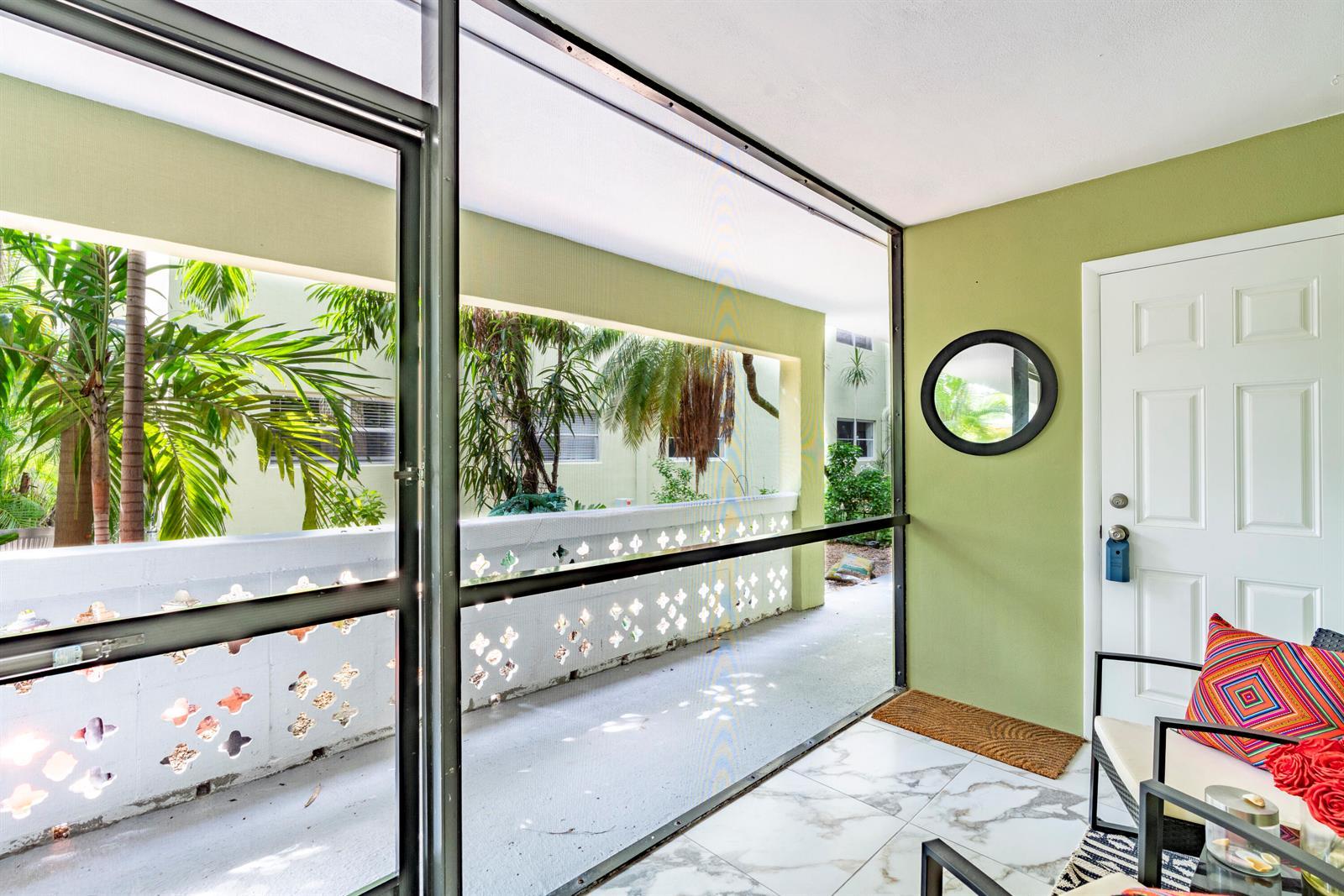 1425 Arthur Street # 111B, Hollywood FL 33020