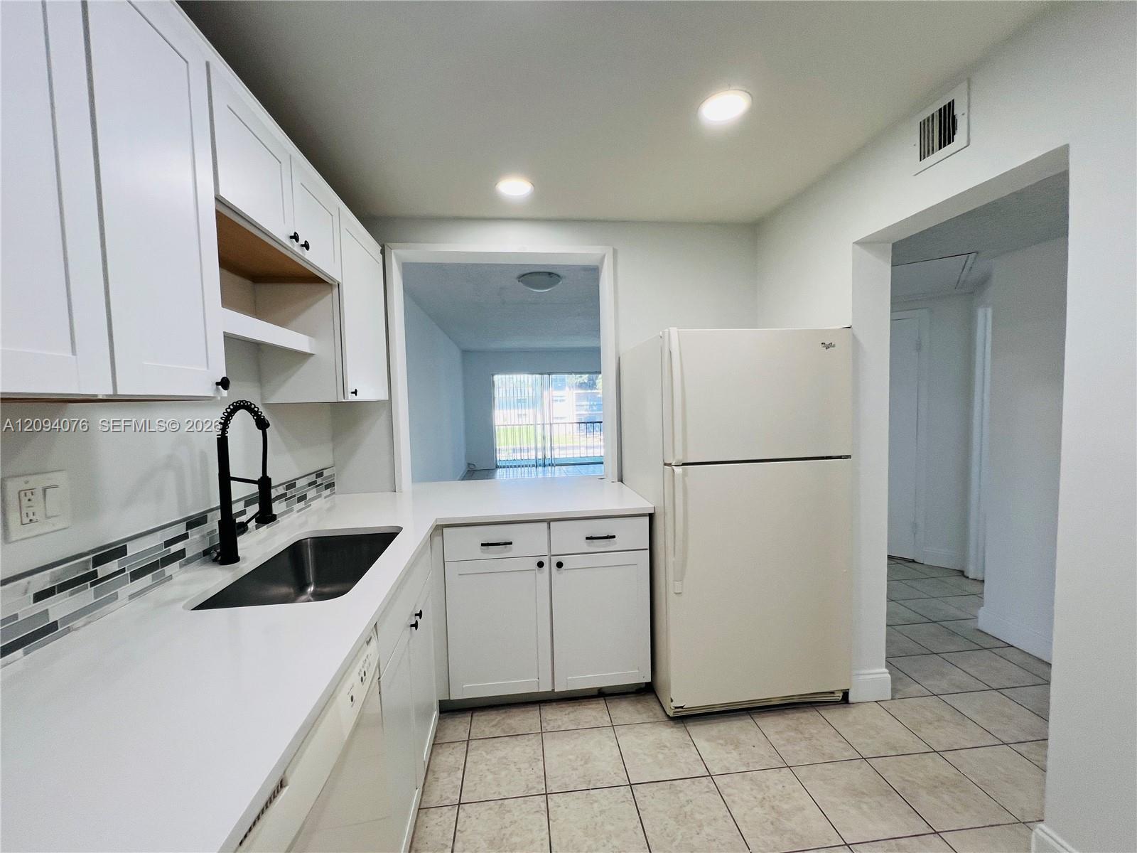 8025 S Colony Cir S # 210, Tamarac FL 33321