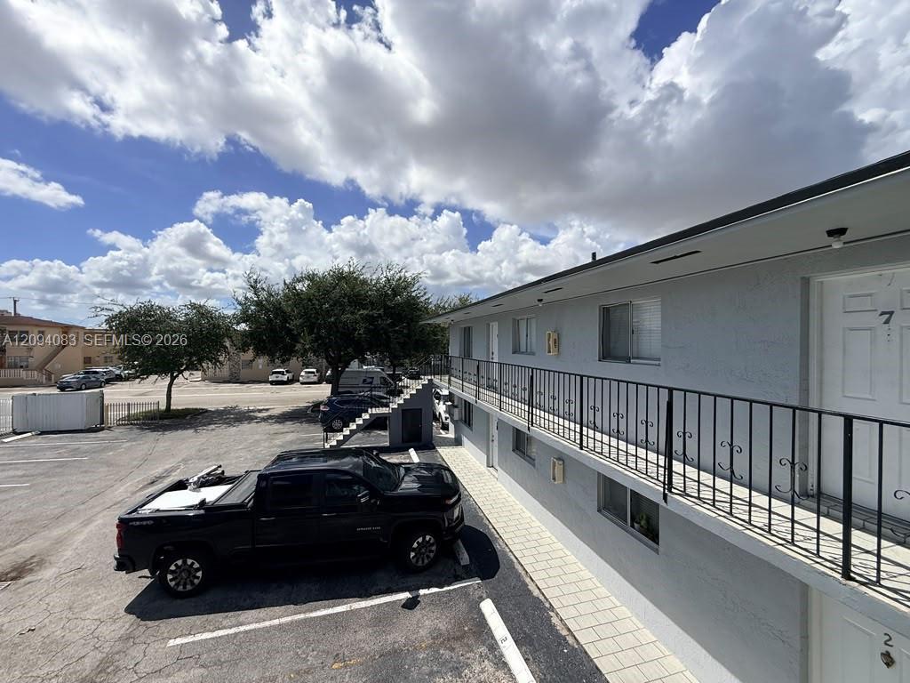 159 W 8th St # 8, Hialeah FL 33010