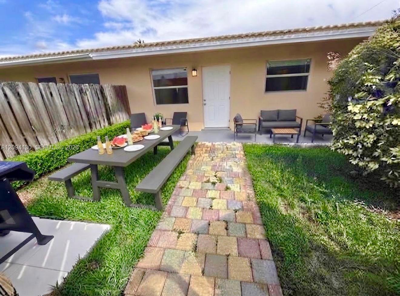 720 NE 13th Ct # 3, Fort Lauderdale FL 33304