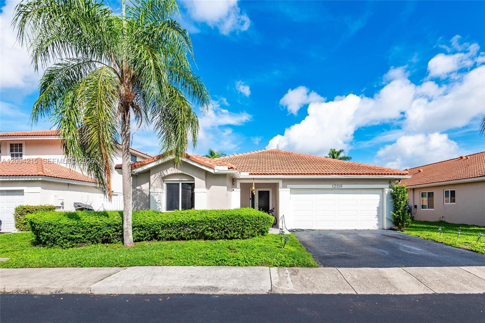 12519 NW 10th Ct, Sunrise FL 33323