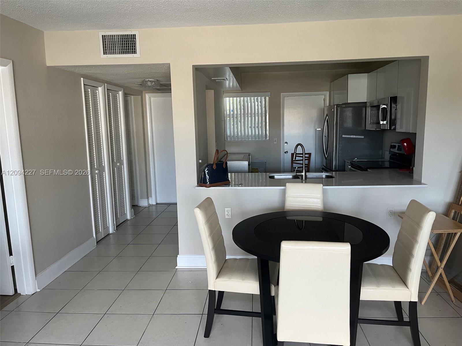 215 SE 3rd Ave # 302D, Hallandale Beach FL 33009