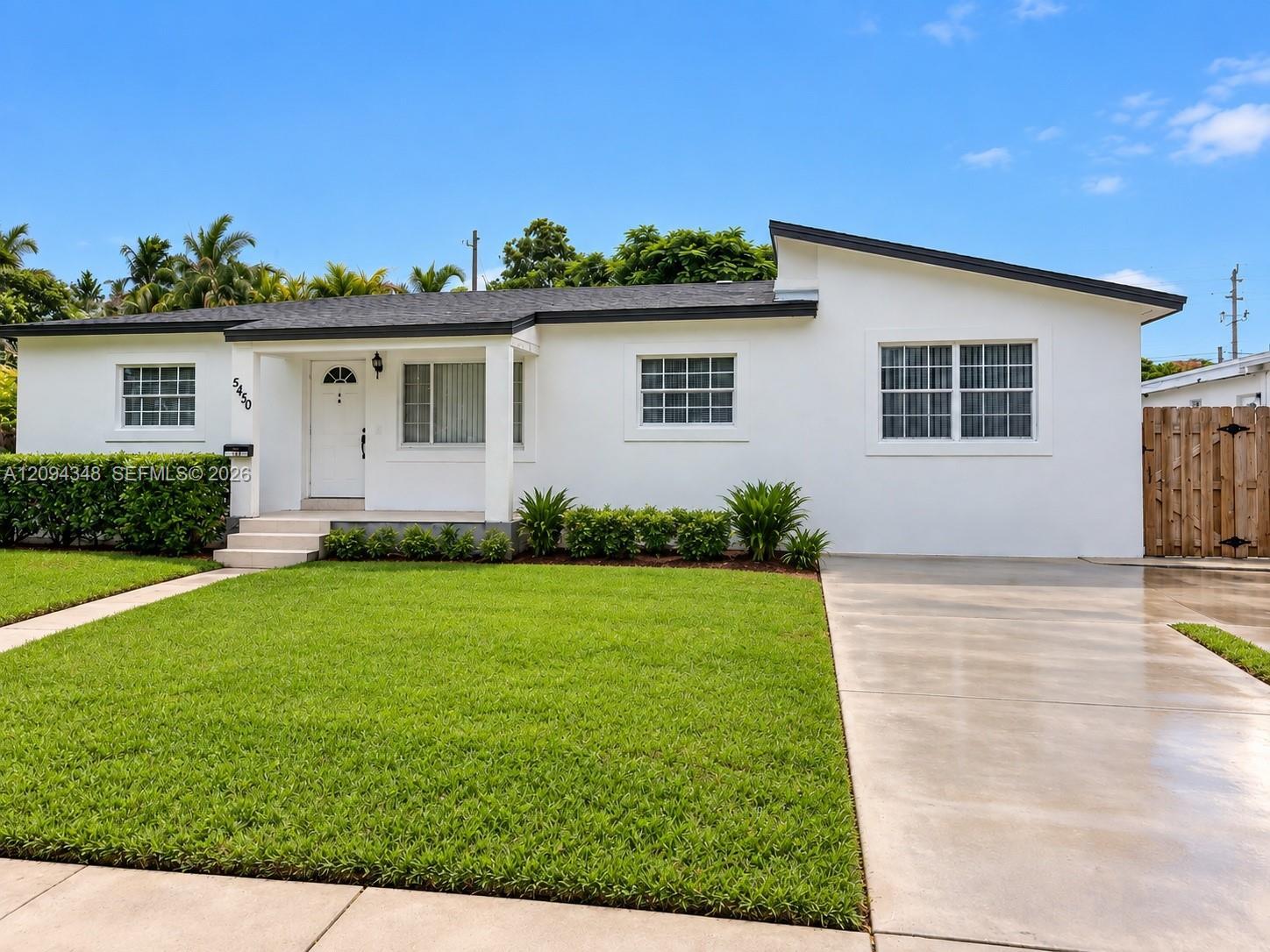 5450 W 1st Ct, Hialeah FL 33012