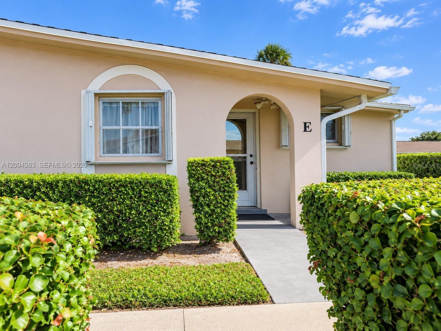 2784 Dudley Dr, West Palm Beach FL 33415