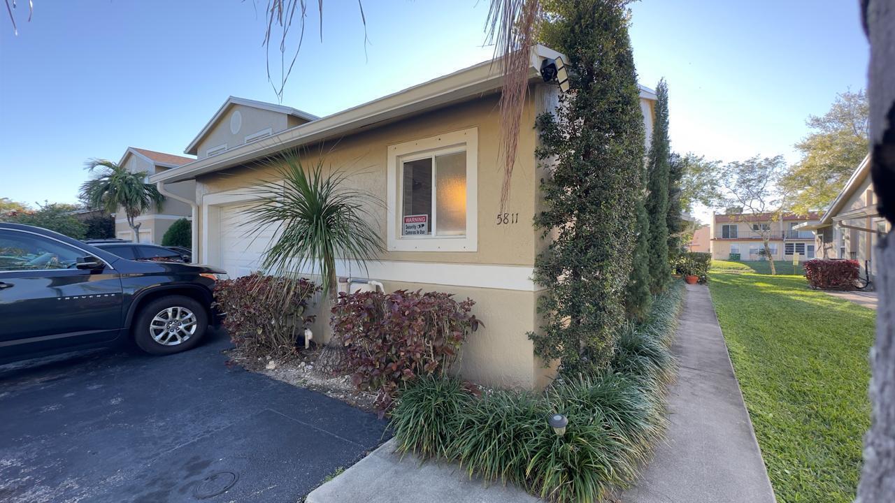 5811 NW 57th Avenue, Tamarac FL 33319