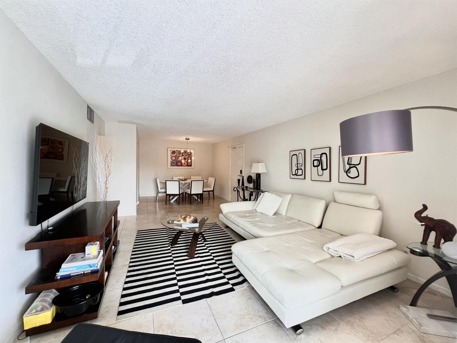 6421 BAY CLUB Drive # 3, Fort Lauderdale FL 33308
