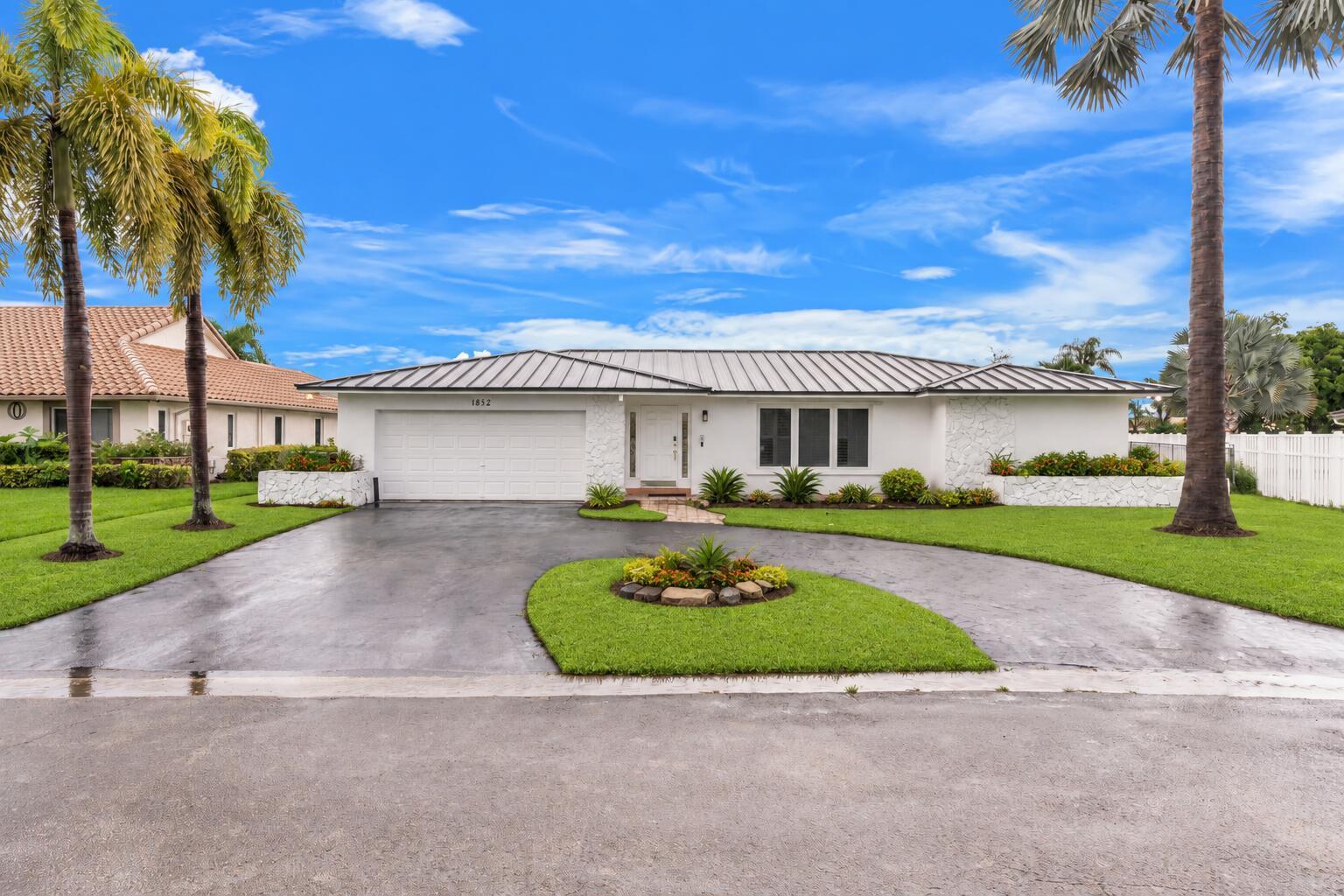 1852 NW 82ND Avenue, Coral Springs FL 33071
