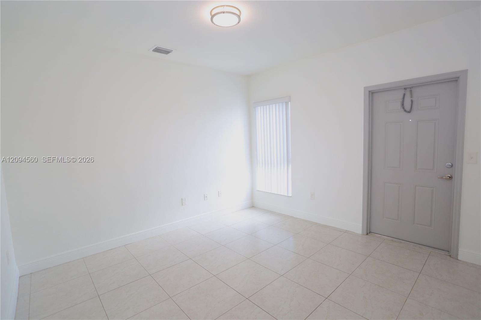 6171 NW 182nd Ln # 305, Hialeah FL 33015