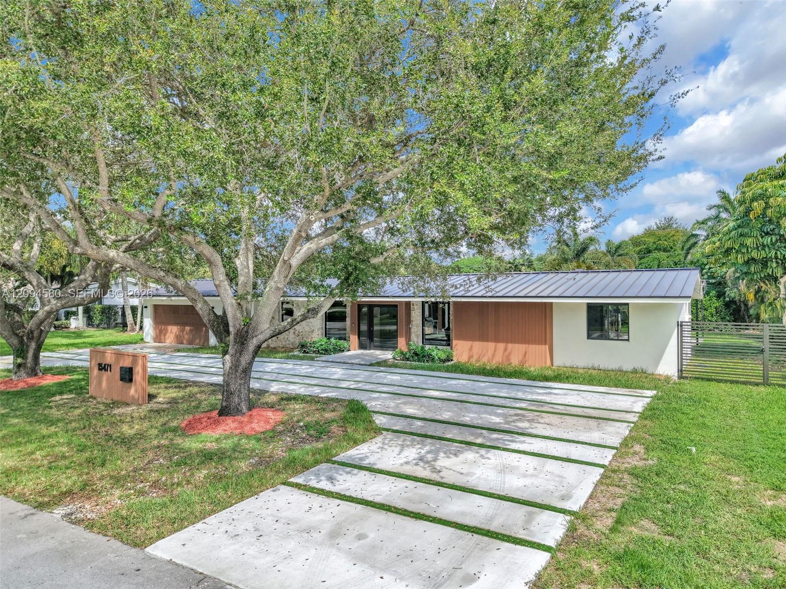 15471 SW 83rd Ave, Palmetto Bay FL 33157