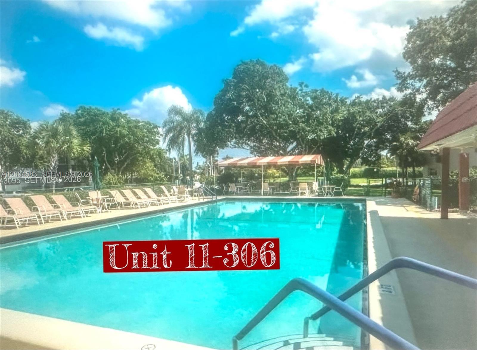 9410 N Hollybrook Lake Dr # 306, Pembroke Pines FL 33025
