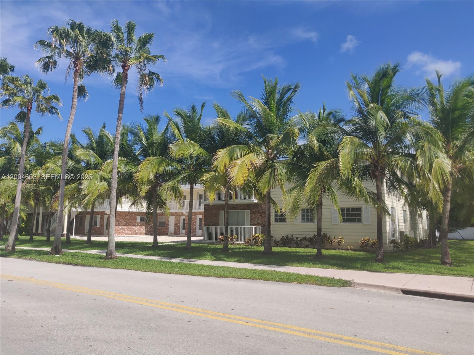 100 N Sunrise Dr # 28, Key Biscayne FL 33149
