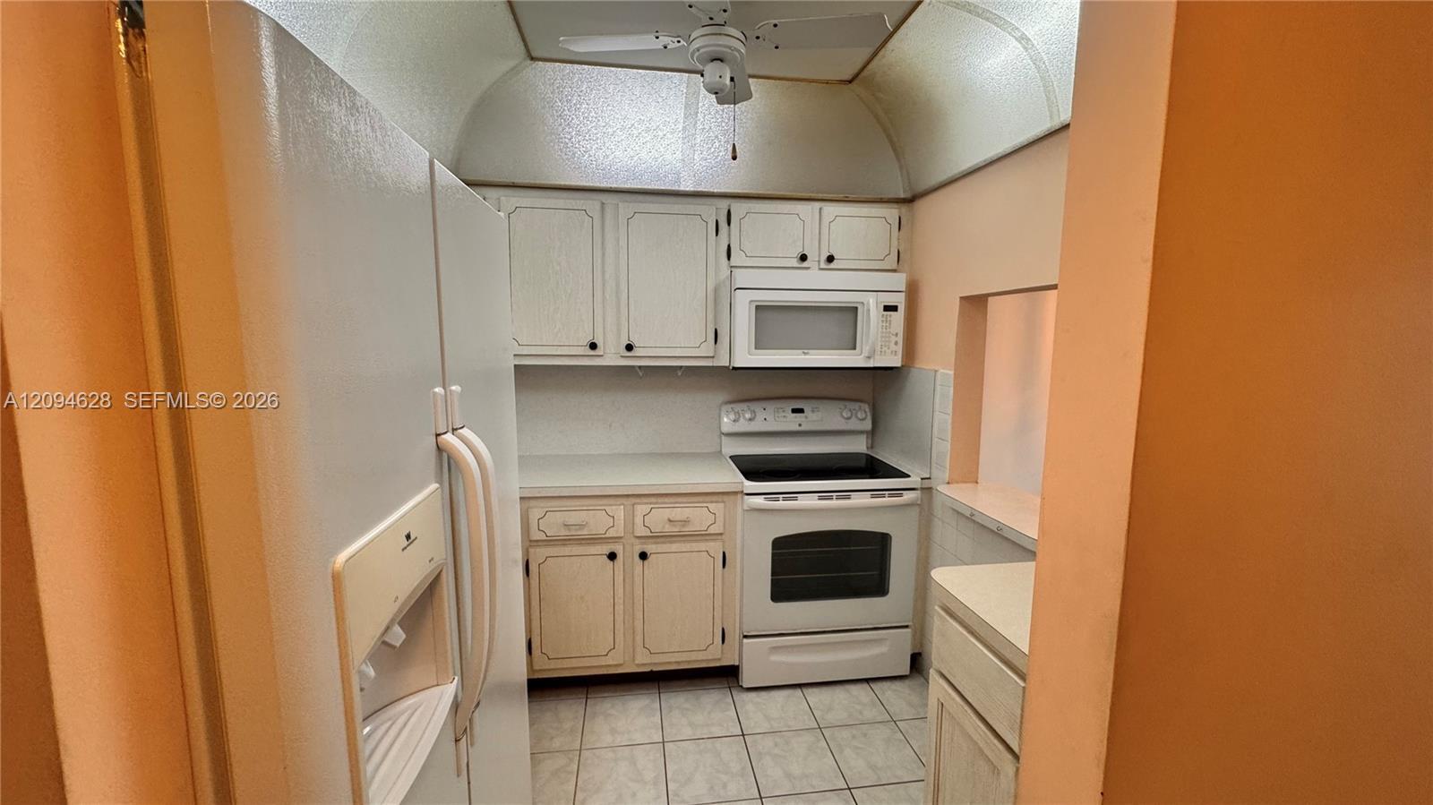 8400 Sunrise Lakes Blvd # 306, Sunrise FL 33322
