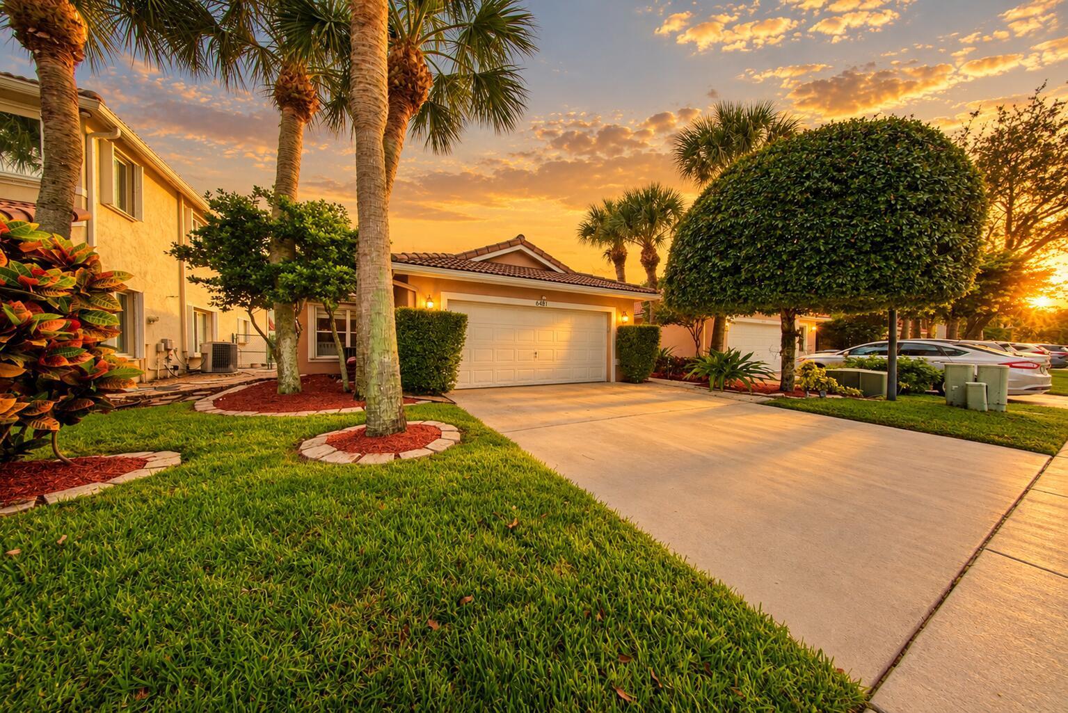 6481 Willoughby Circle, Lake Worth FL 33463