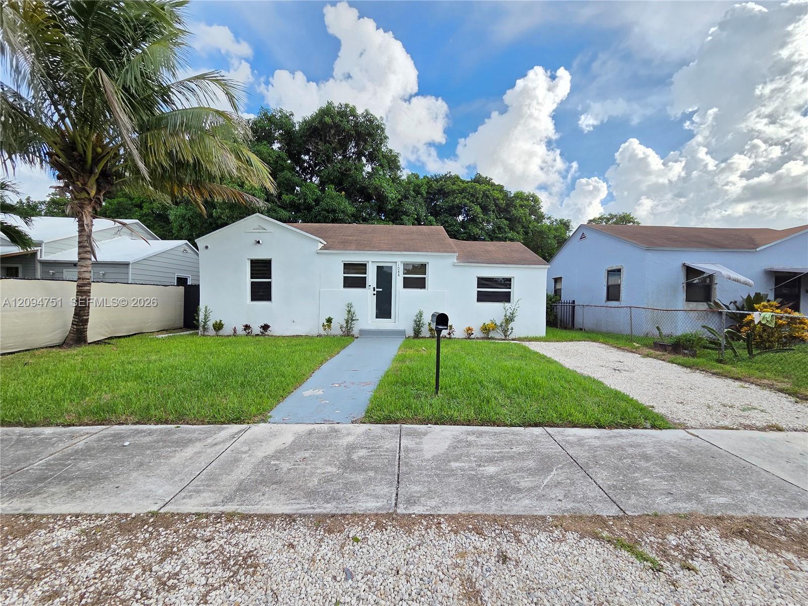 1044 NW 64th St, Miami FL 33150