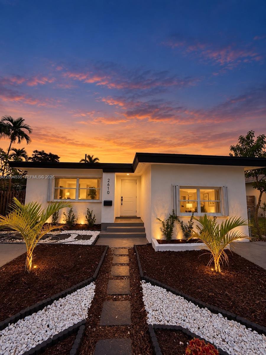 2610 Pierce St, Hollywood FL 33020