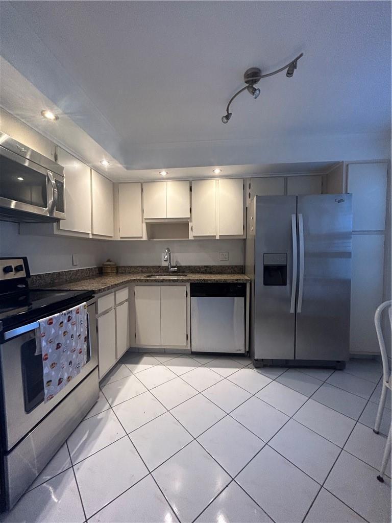 3970 OAKS CLUBHOUSE Drive # 310, Pompano Beach FL 33069