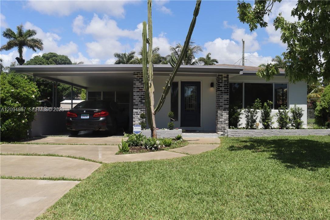 702 N 31st Ct, Hollywood FL 33021