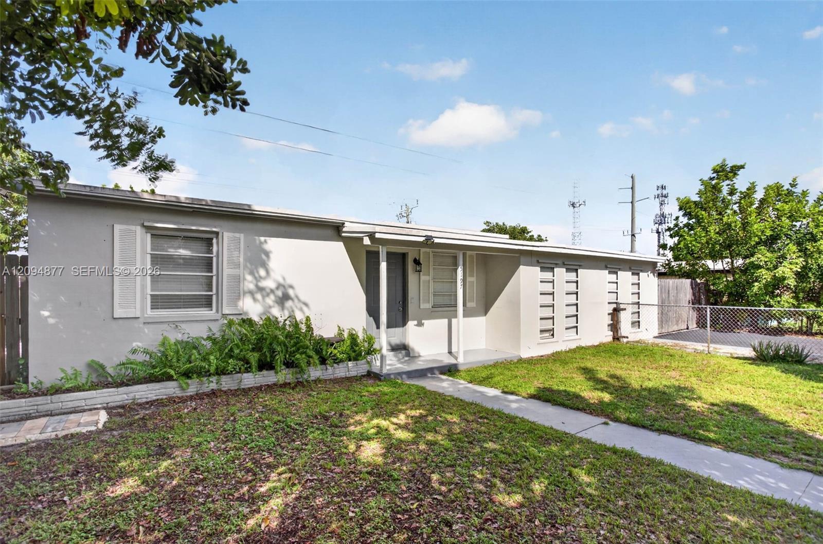 5197 NE 14th Ave, Pompano Beach FL 33064