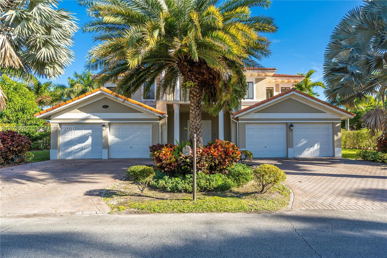 19529 SW 80th Ct, Cutler Bay FL 33157
