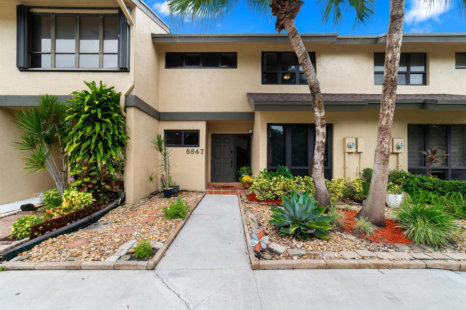 8847 Cleary Boulevard, Plantation FL 33324