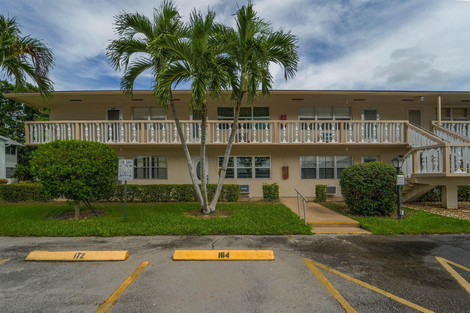 173 KENT J, West Palm Beach FL 33417