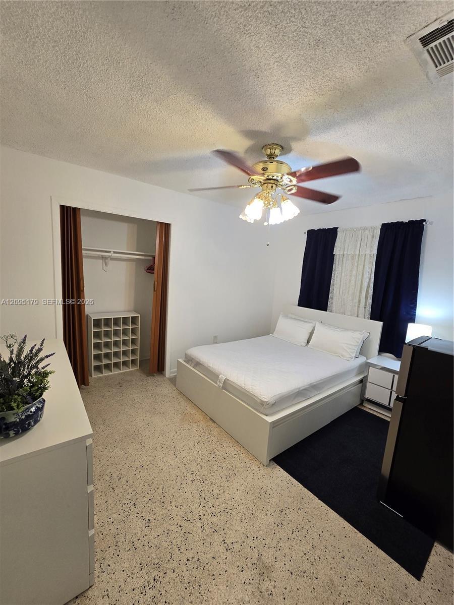 479 E 15th St # 1, Hialeah FL 33010