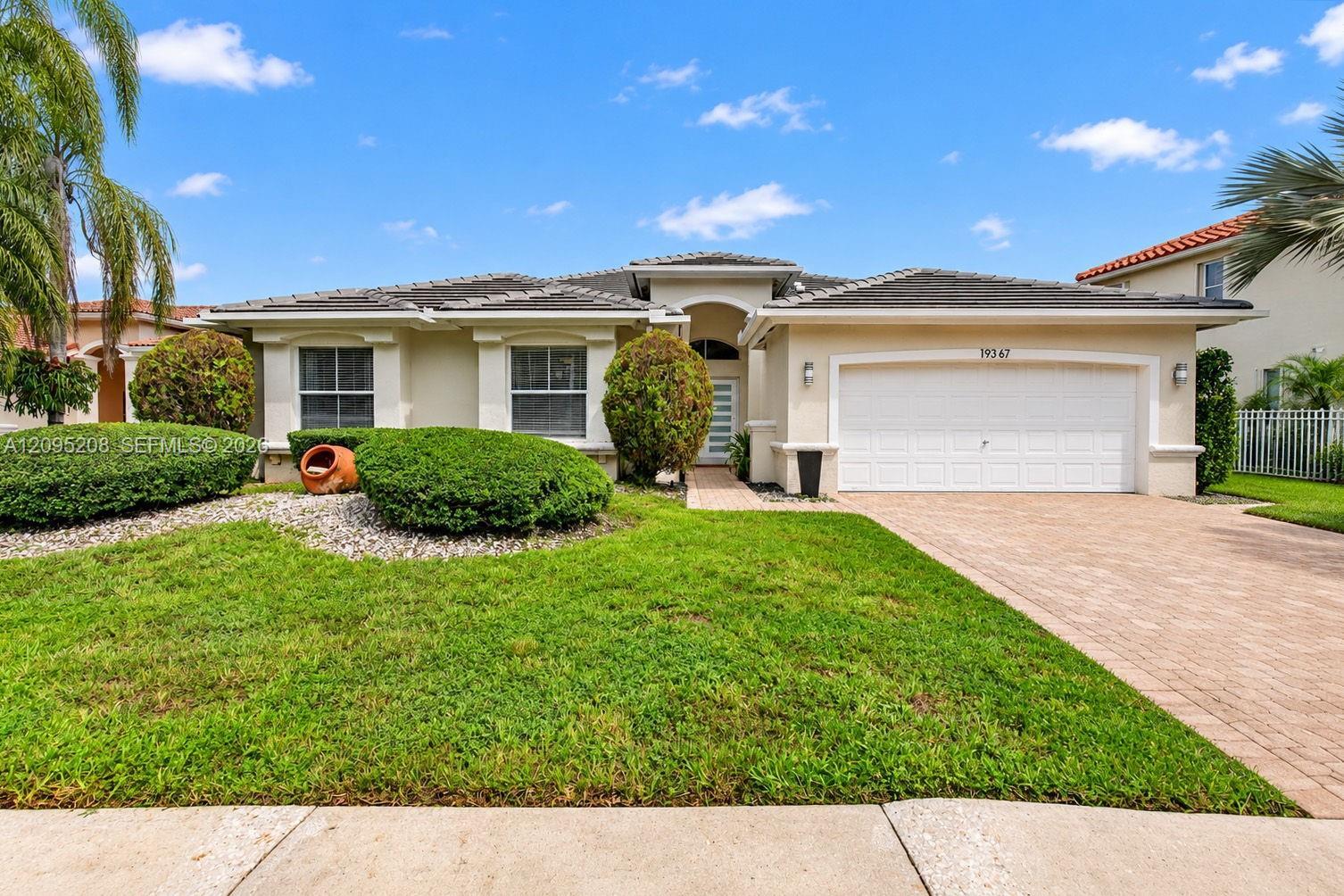 19367 NW 23rd St, Pembroke Pines FL 33029