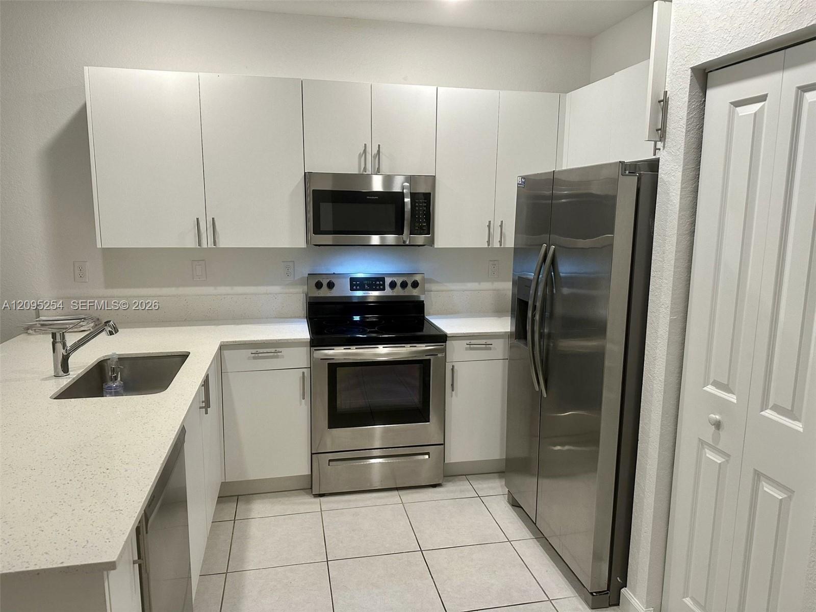 28585 SW 134th Ct, Homestead FL 33033