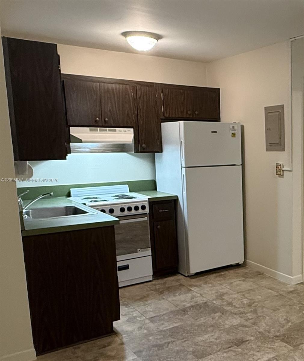 2400 SW 42nd Ave # 6, Fort Lauderdale FL 33317