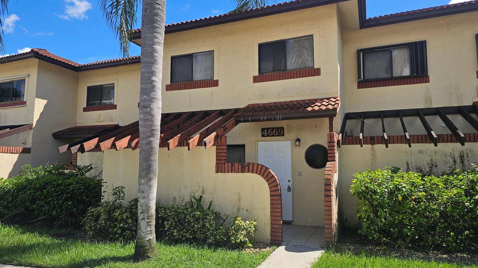4669 NW 89TH Avenue, Sunrise FL 33351