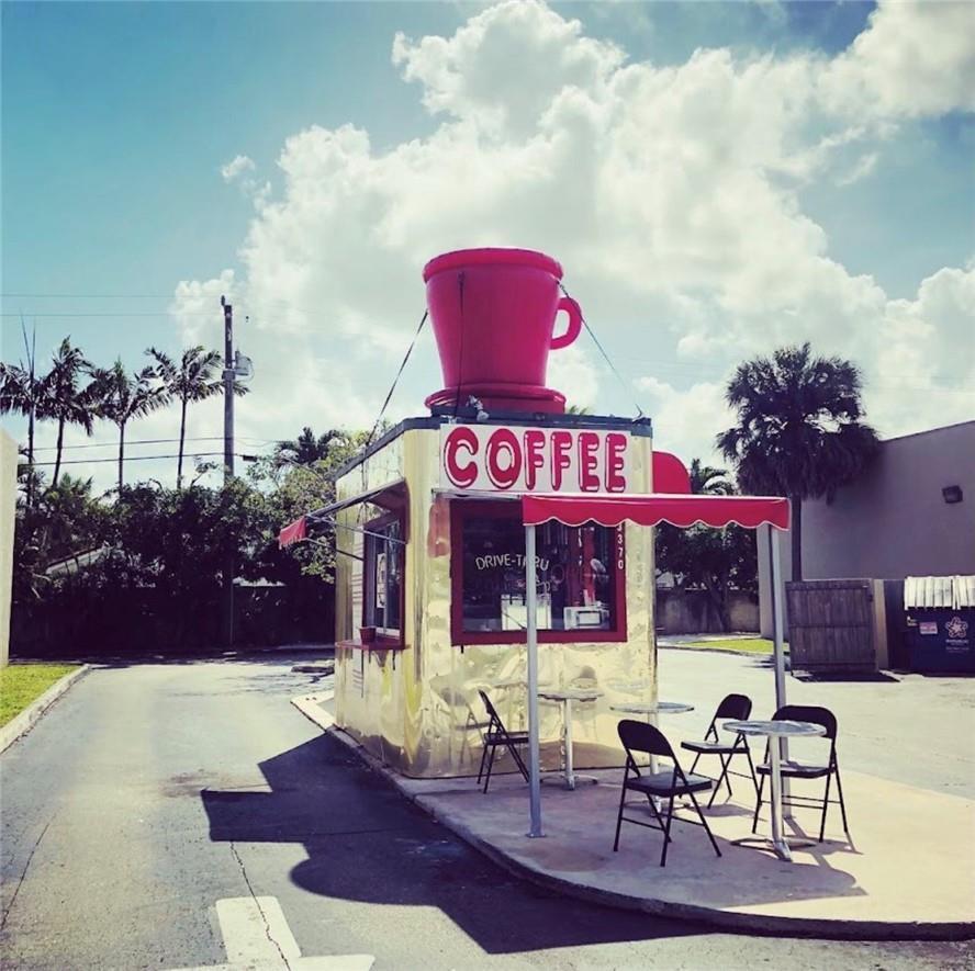 3370 Griffin Road, Dania Beach FL 33312