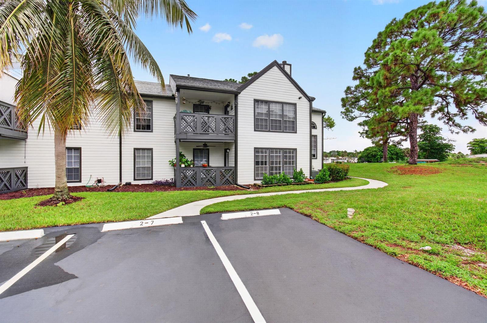 5064 Heatherhill Lane # 2208, Boca Raton FL 33486
