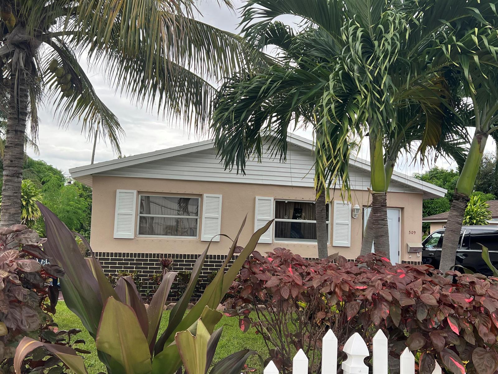 509 SW 10TH Street, Delray Beach FL 33444
