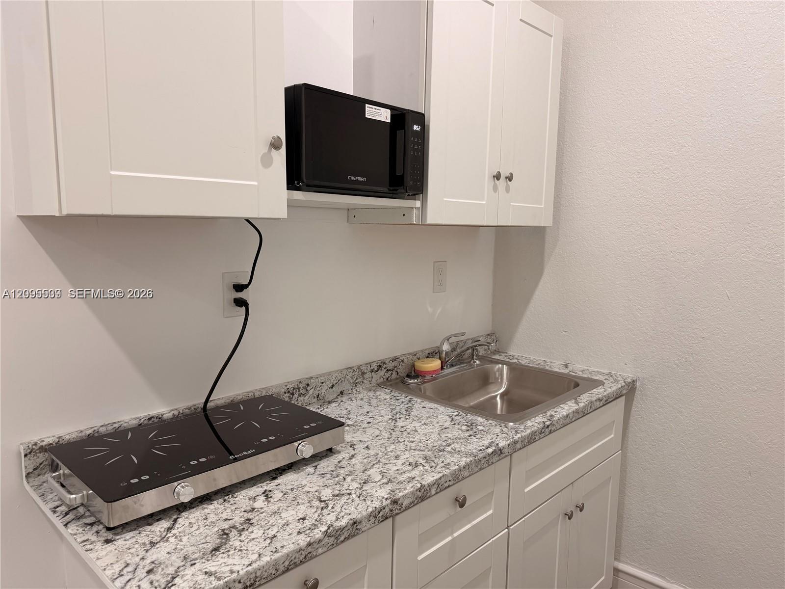 2804 NW 7th Ct # 2804, Fort Lauderdale FL 33311
