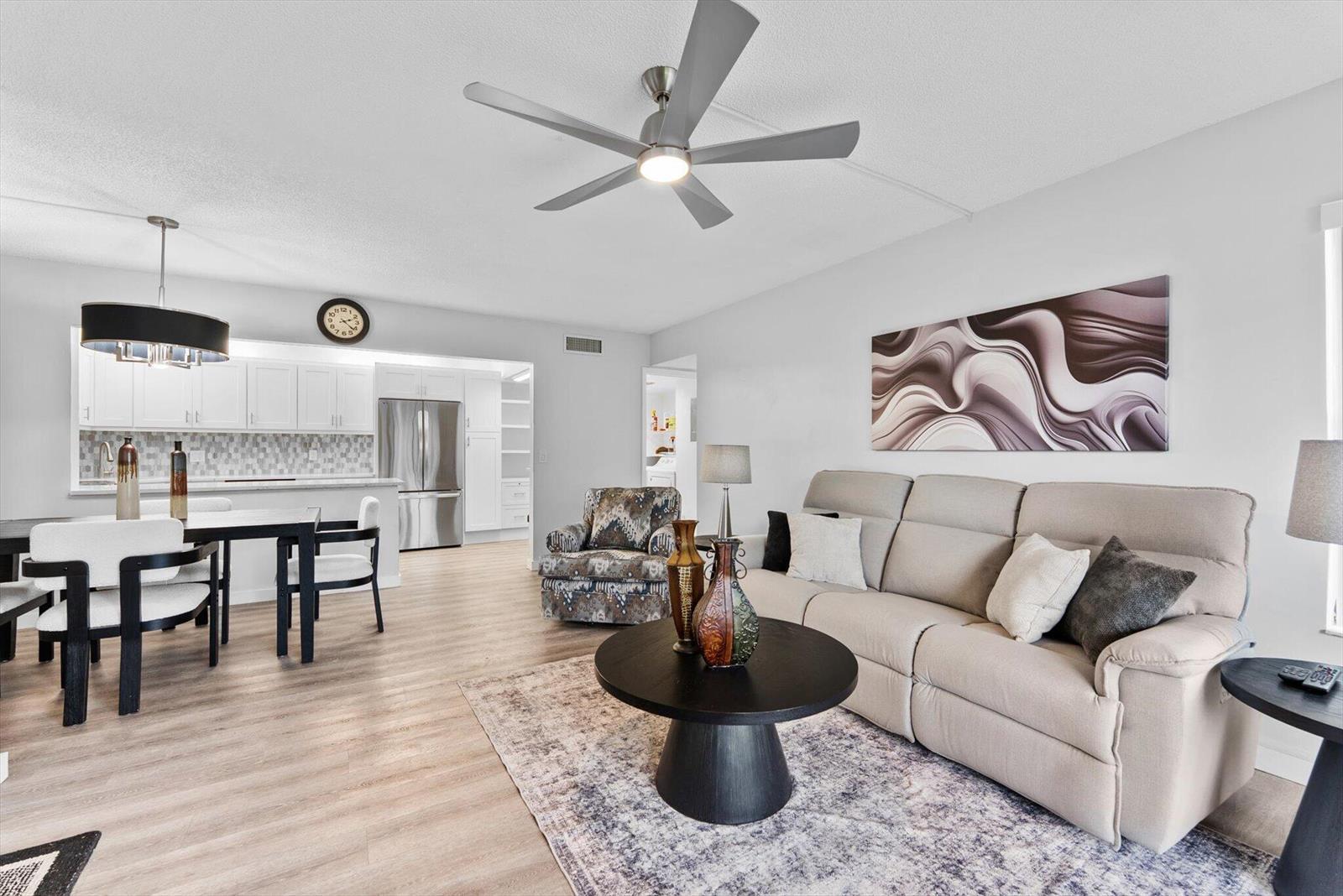 722 SUNNY PINE Way # F1, FL 33415