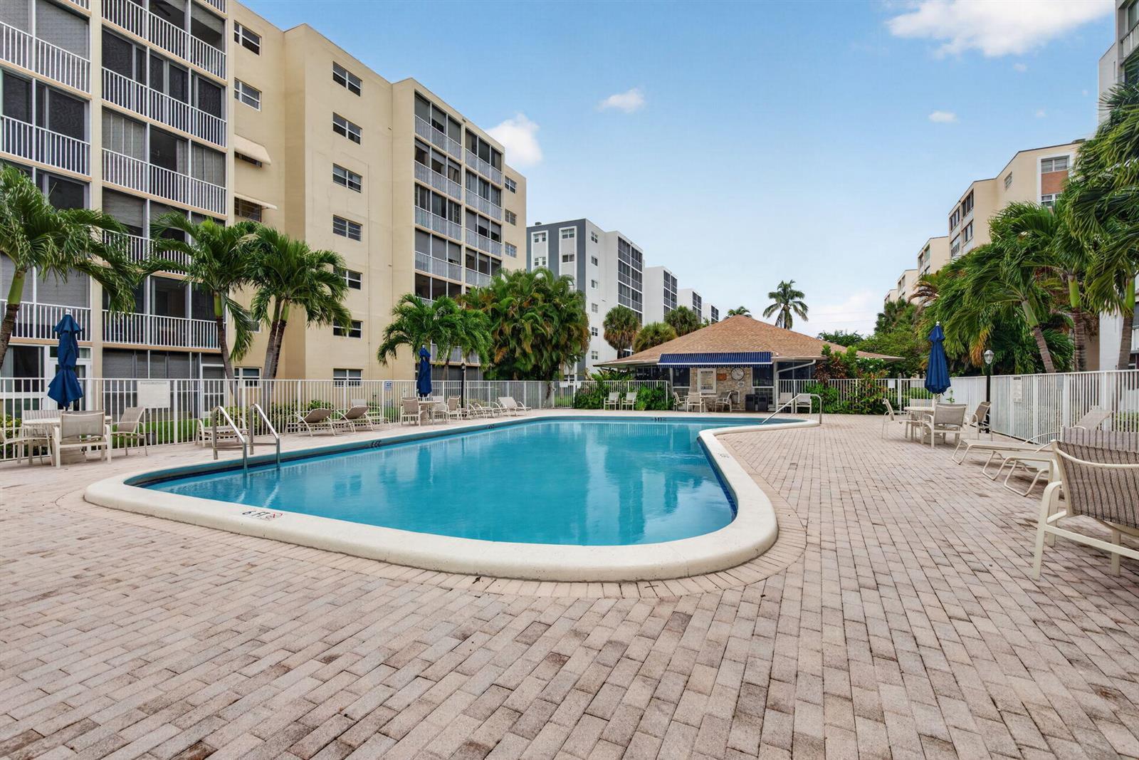 620 NE 12th Avenue # 202, Hallandale Beach FL 33009