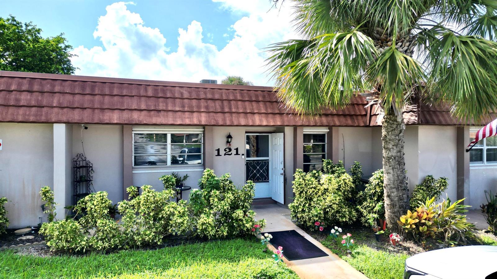 5775 W Fernley Drive W # 121, West Palm Beach FL 33415